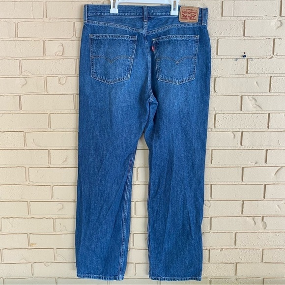 Levi's Low Pro Mid-Rise Jeans - Womens Size 31 - Med Wash Distressed 100% Cotton - Picture 4 of 7